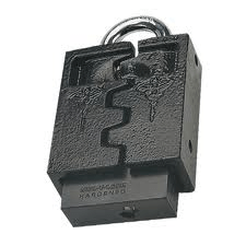 Coraza-Protector para candados de la serie C MUL-T-LOCK